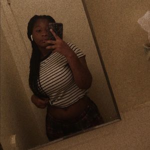 a black and white shirt